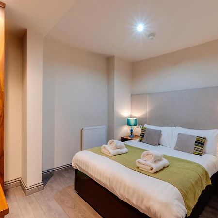 Base Serviced Apartments - City Road Chester Dış mekan fotoğraf