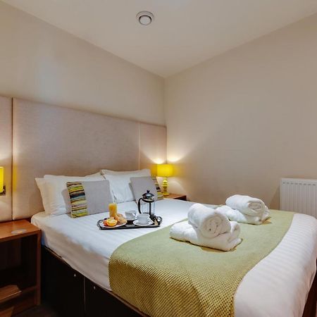 Base Serviced Apartments - City Road Chester Dış mekan fotoğraf
