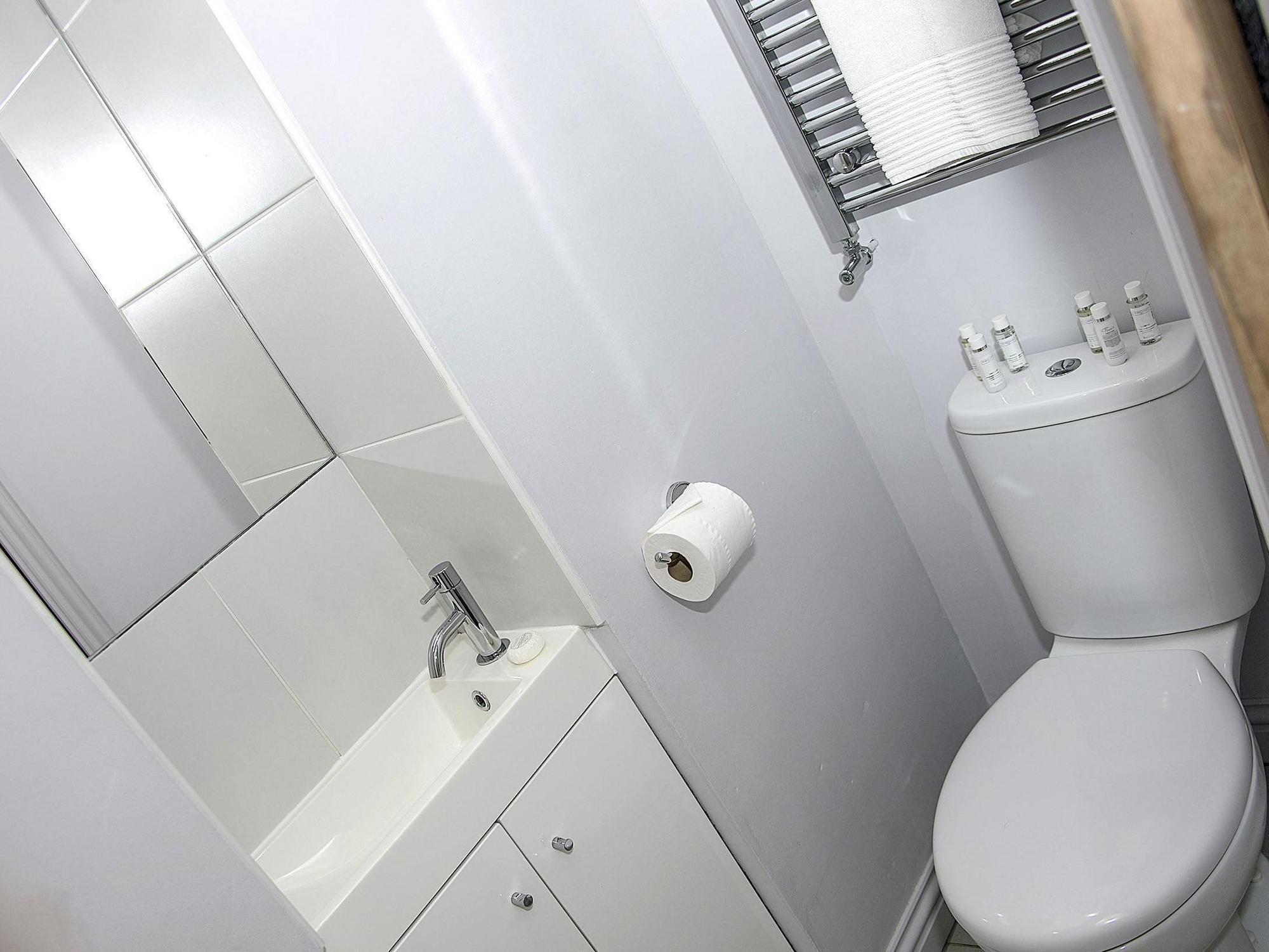 Base Serviced Apartments - City Road Chester Dış mekan fotoğraf