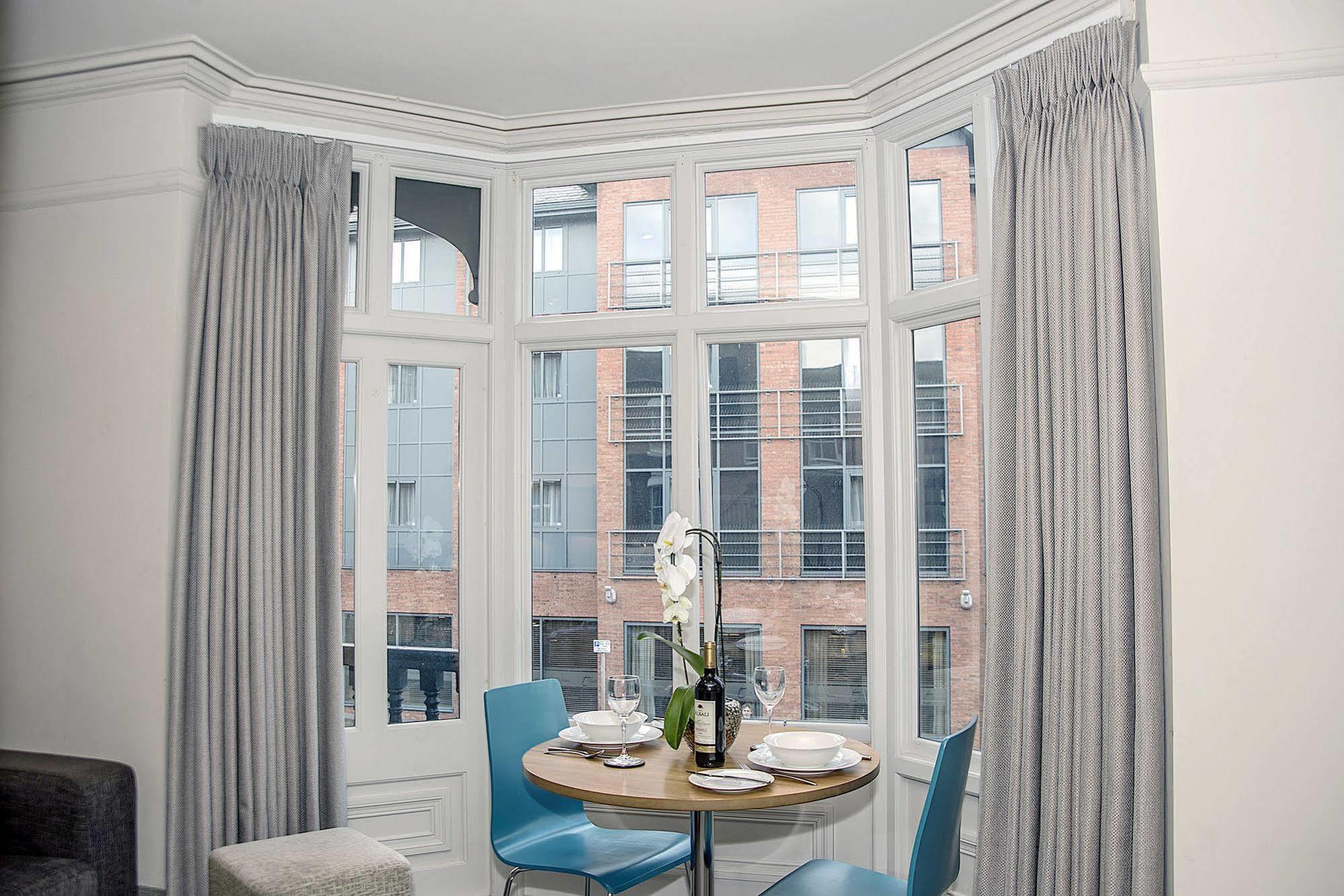 Base Serviced Apartments - City Road Chester Dış mekan fotoğraf