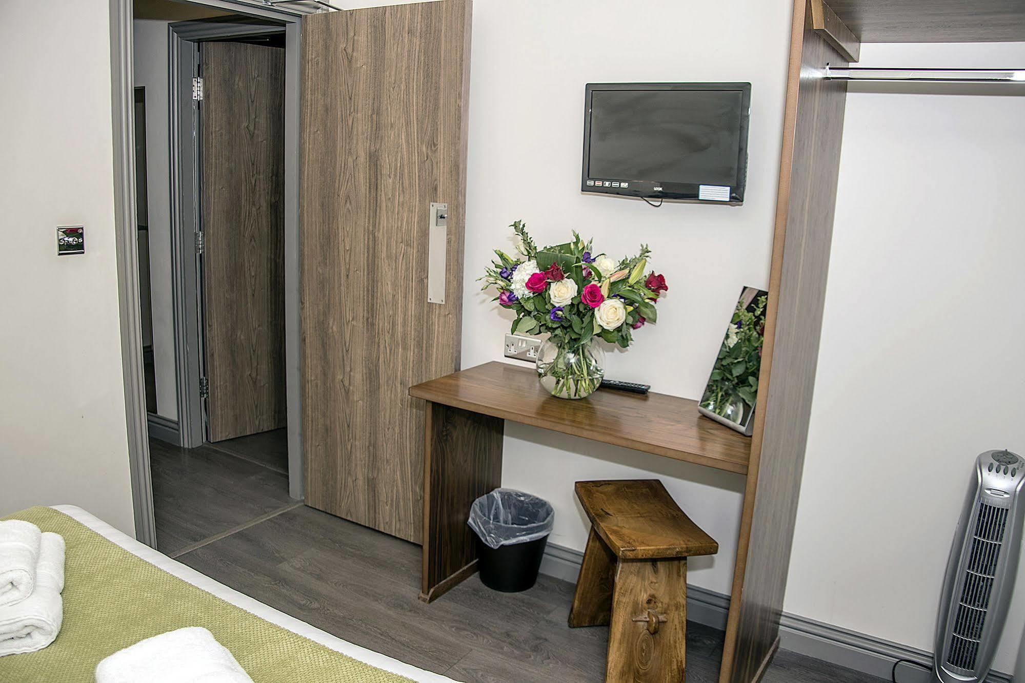 Base Serviced Apartments - City Road Chester Dış mekan fotoğraf