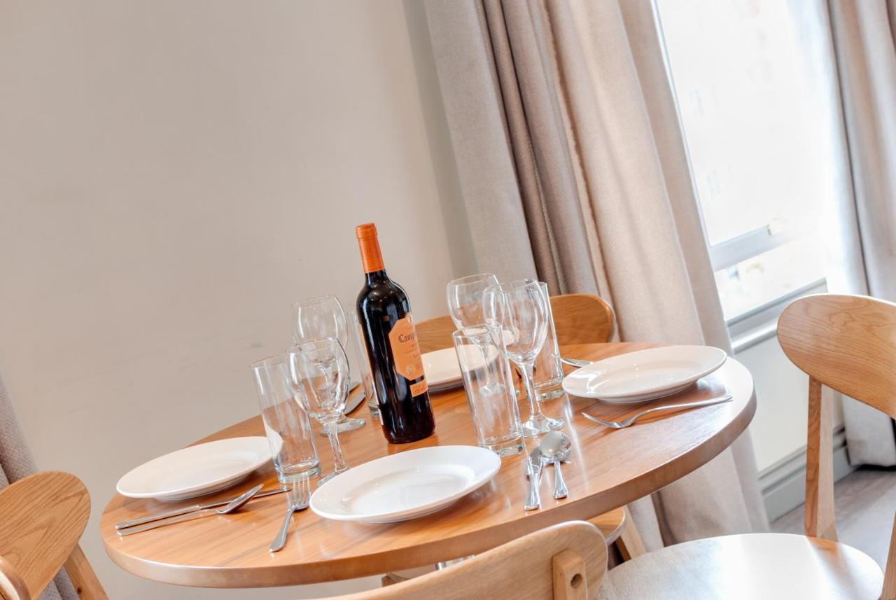 Base Serviced Apartments - City Road Chester Dış mekan fotoğraf